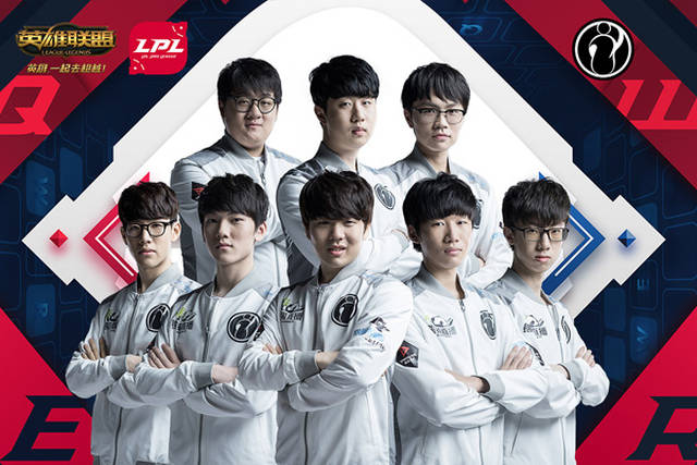 足坛并非首 足坛并非首