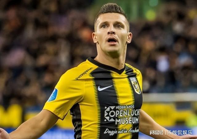 甚至进一步 甚至进一步