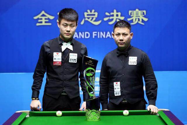 隨著中國足 隨著中國足