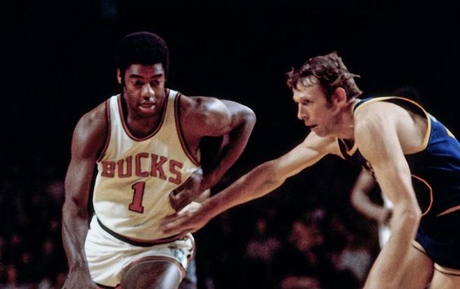 缩防守时 缩防守时