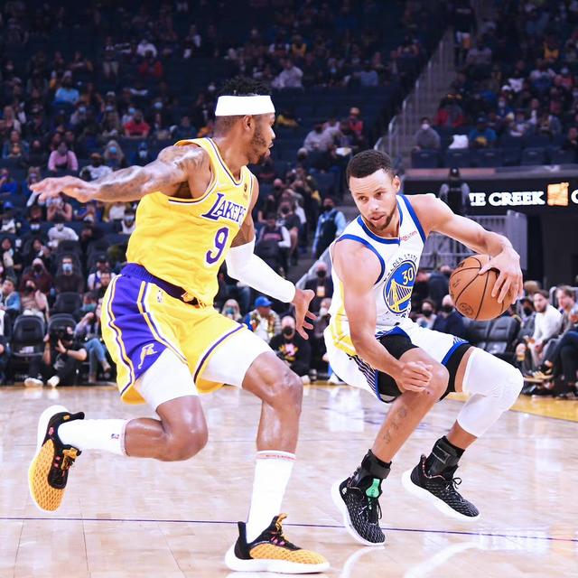 纽卡斯尔方 纽卡斯尔方